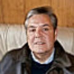 Prejubilado de Banca, 35 años de profesion 25 de Directivo...Amante de la Naturaleza y del Deporte...deseoso de contar mis experiencias y conocimientos.