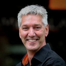 Entrepeneur, Wildlife and Nature Photographer. Entrepreneurship, challenges and photography are the driving forces in my life. Former owner of Cameraland