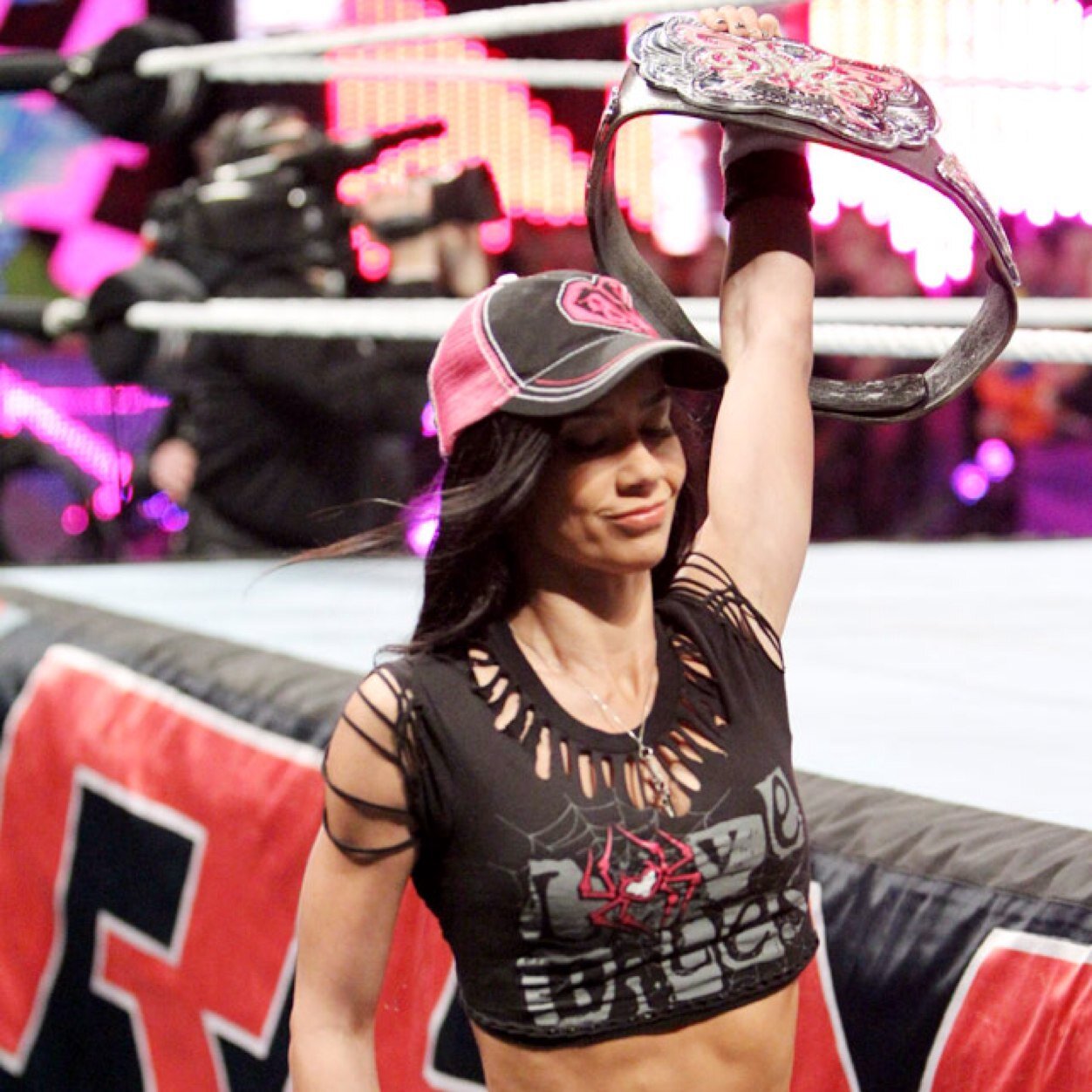 AdorablyEvil_xx's profile picture. Supporting @WWEAJLee everyday and will continue to ❤ ❤April Mendez is my idol and always will be ❤ #TeamLoveBites #AjLeeArmy