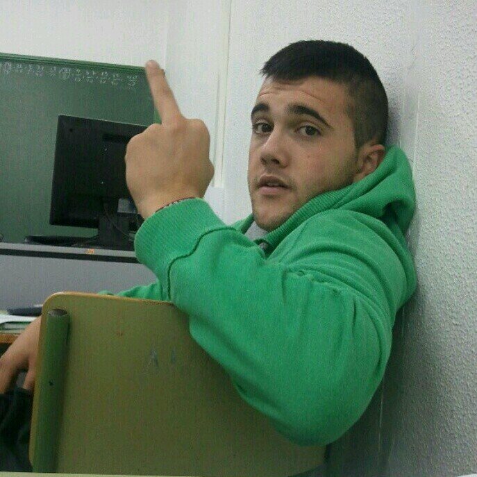 Mi vida mis reglas. Apasionado del mundo del motor.