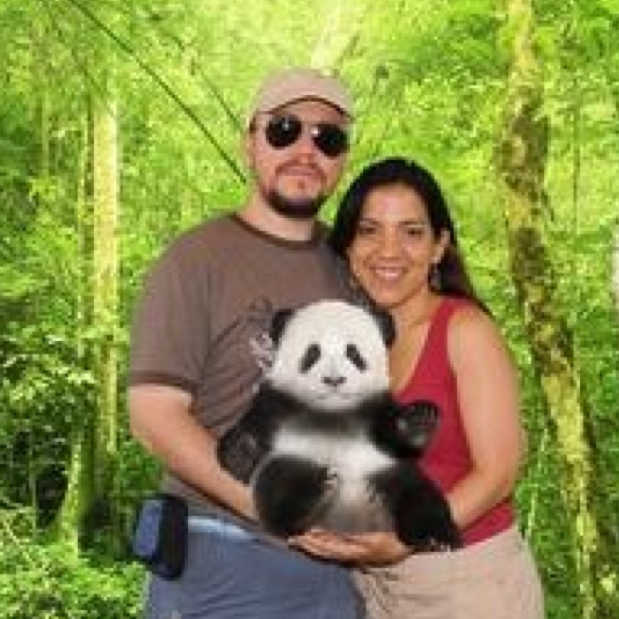 Amante de la vida y las cosas sencillas. Ingeniero, enamorado de mi bella mujer y padre de mi hermoso hojo. Pasión por Colo - Colo y la Roja de todos.