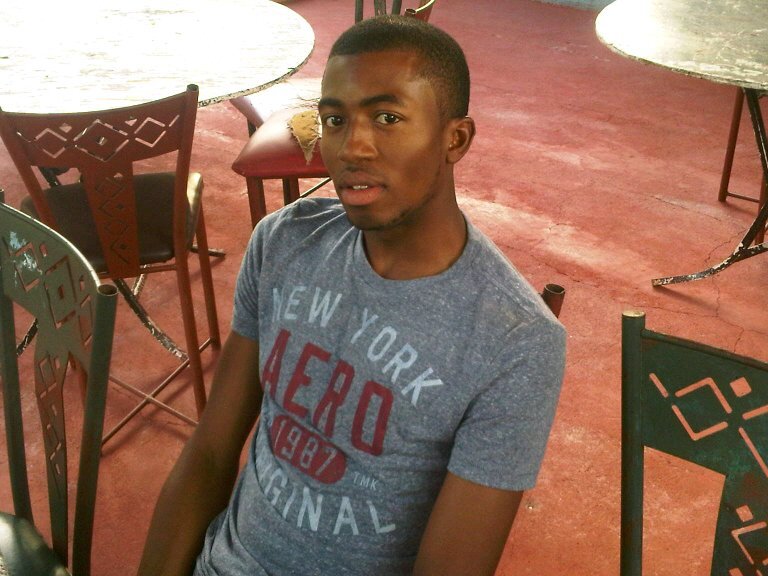 romieluvsjesus's profile picture. When you can't see Gods hands trust HIS heart.