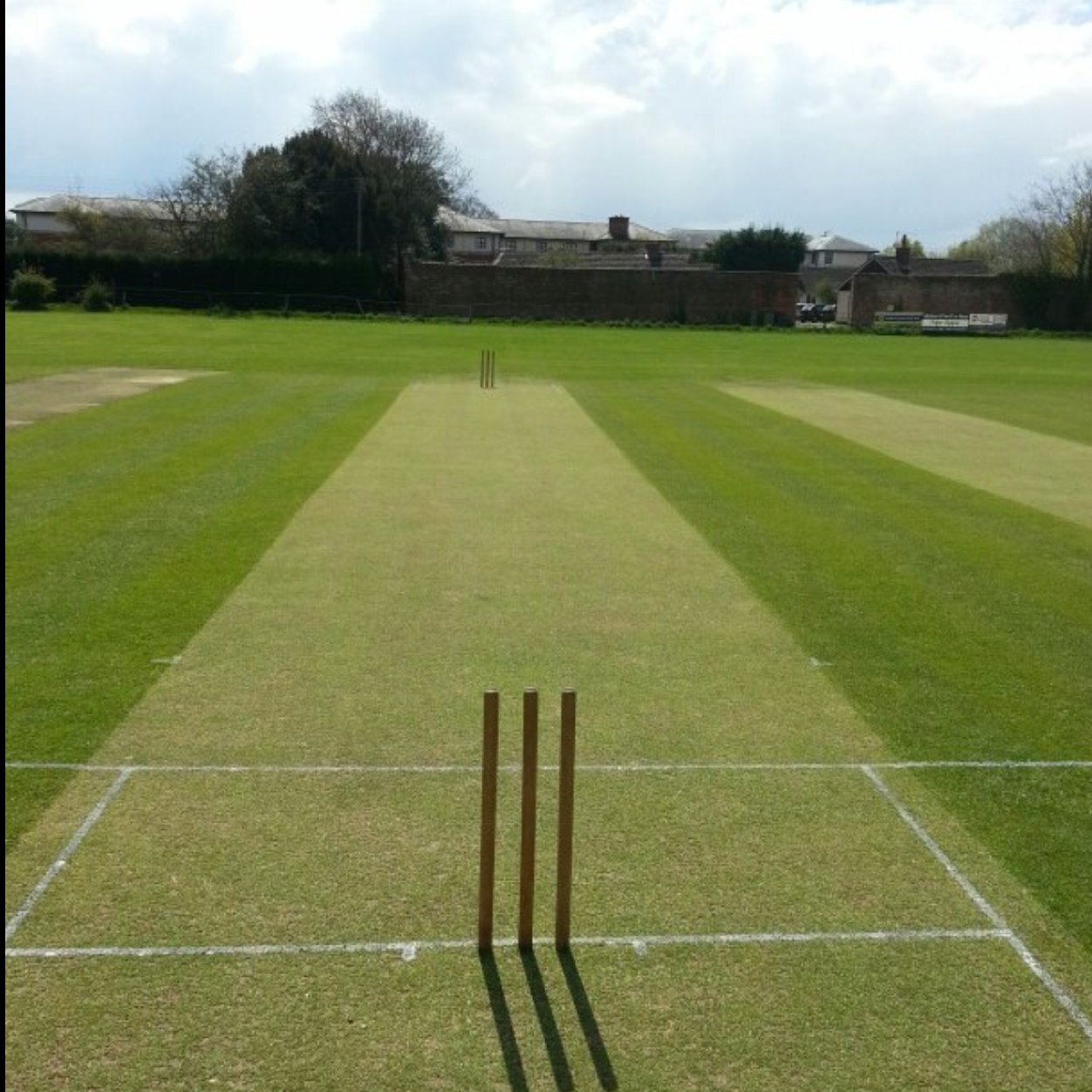 Based at the Puckrup Oval, behind Hilton Puckrup Golf Hotel. Nets Wednesday eve, League cricket Saturdays with some 20/20 fixtures new players welcome.