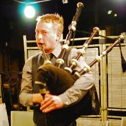 Bagpiper, Performer, Music writer