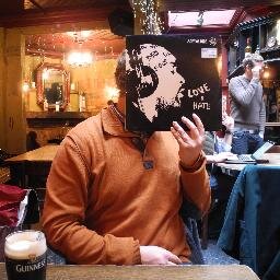 PekkaSimola's profile picture. Seikkailua tieteen, taiteen ja urheilun maailmoissa.