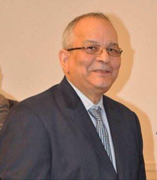 Diplomate tchadien de carrière Amb dignitaire, ancien Conseiller à la Présidence , Ministre AF ET et Amb en France et á l’ONU , ancien SG de la CEEAC .