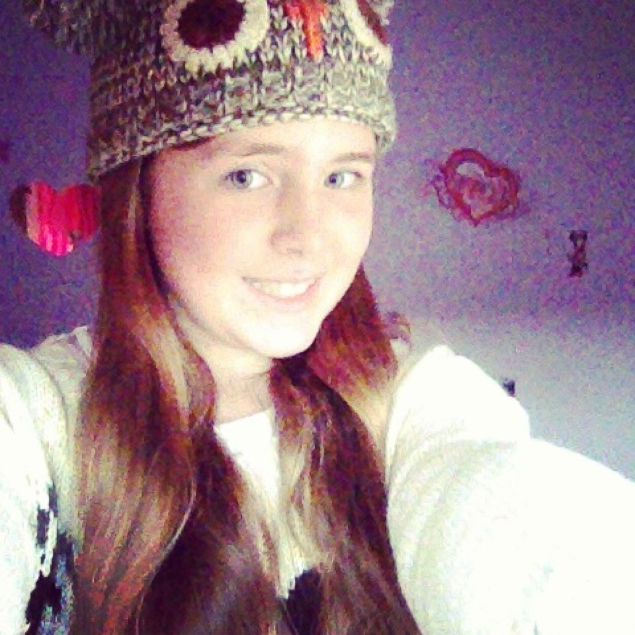 HollieHolle's profile picture. Also known as #jess simpvey  Part of The Vamps Army ✌️ 'Ye last night when we were dancing sining all our favourite songs'