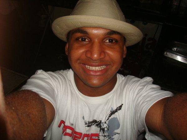 Não importa o que dizem, o que podem pensar , Jah é a luz que me conduz , sempre presente em todos os lugares .