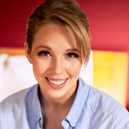 Marketing Director for @Datacenters_QTS. Founder & Designer at https://t.co/JDSKlSJEu4. Lover of DIY, coffee, cats and books.