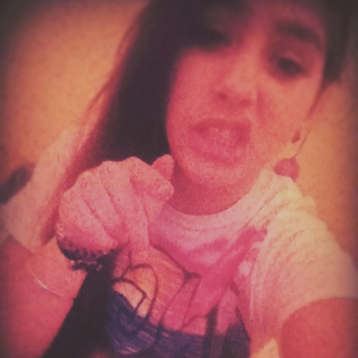 Just living dis single lifeee maan . hmu on ig @angel_baaby . Kik @angelbaby9214