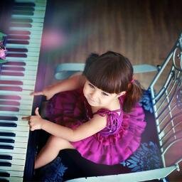 الحياة إما أن تكون مغامرة جرئيه أو لا شيء
I'LL niver give up my dreams :)