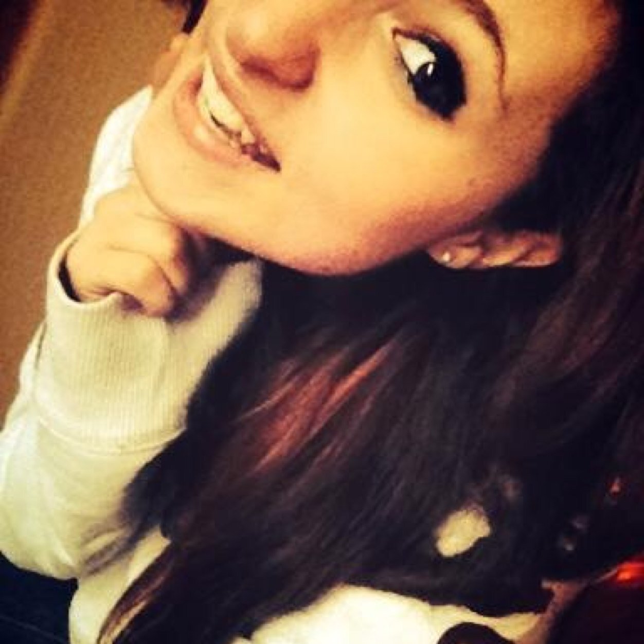 I'm Mary Fish and welcome to my twitter :-)