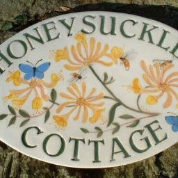 Stunning 3 bedroom family owned holiday cottage in the pretty village of Westow, located directly behind The Blacksmiths Arms...