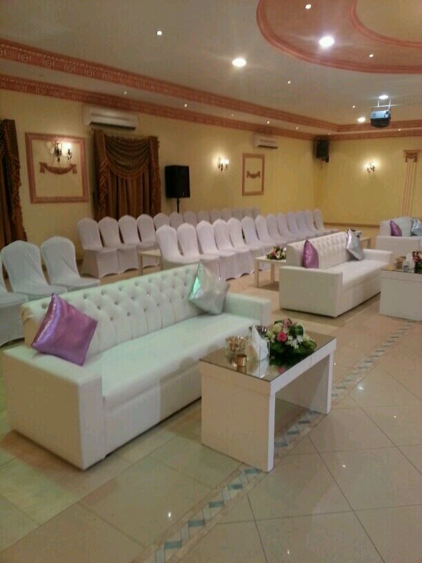 ‏‏لتجهيز الحفلات والمناسبات كوش ،، دي جي ؛؛ ليزرات واضاءة ال دي كراسي وطاولات ،، كنب جلد فاخر ،، قهوجيين وصبابين رجال ونساء  ،،، لتواصل يرجى الاتصال 0550888399