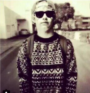 0/5 0/4 5ever☹ @onedirection @5sos