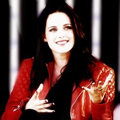 biteslikediley's profile picture. fall in love? no thanks I prefer fall to asleep