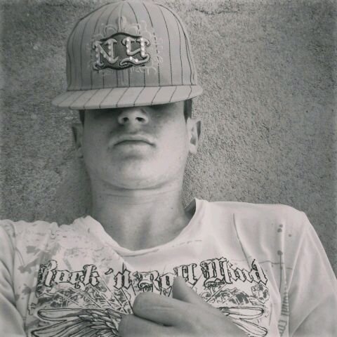 jornalismo e galera ,sou torcedor do Grêmio@ClubeFollowback Whatsapp(53)99937818 e Skype