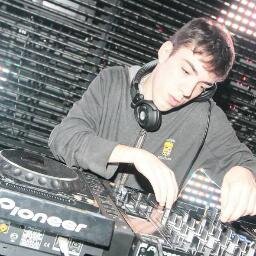 My name is Riccardo Manager Dj Albu ..  This is Page: https://t.co/uJxLBuBjD7