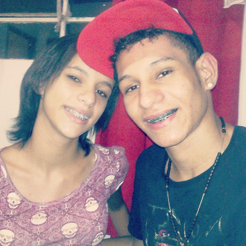 mô, minha princesa , meu ar , meu tudo ♥ te amo demais *-* namorado dela aqui ♥ || 01.05.13 ♥ |  02*08*13 ♥ | 11-out-1991 ♥
