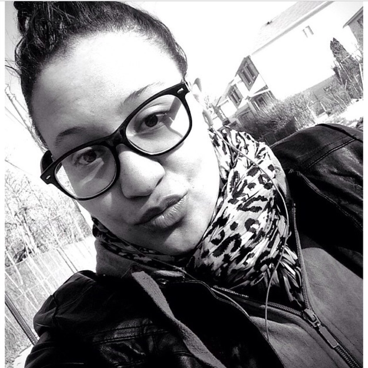 TanishaGreen11's profile picture. 20two__independent___ Short; SINGLE; THICK & BEAUTIFUL