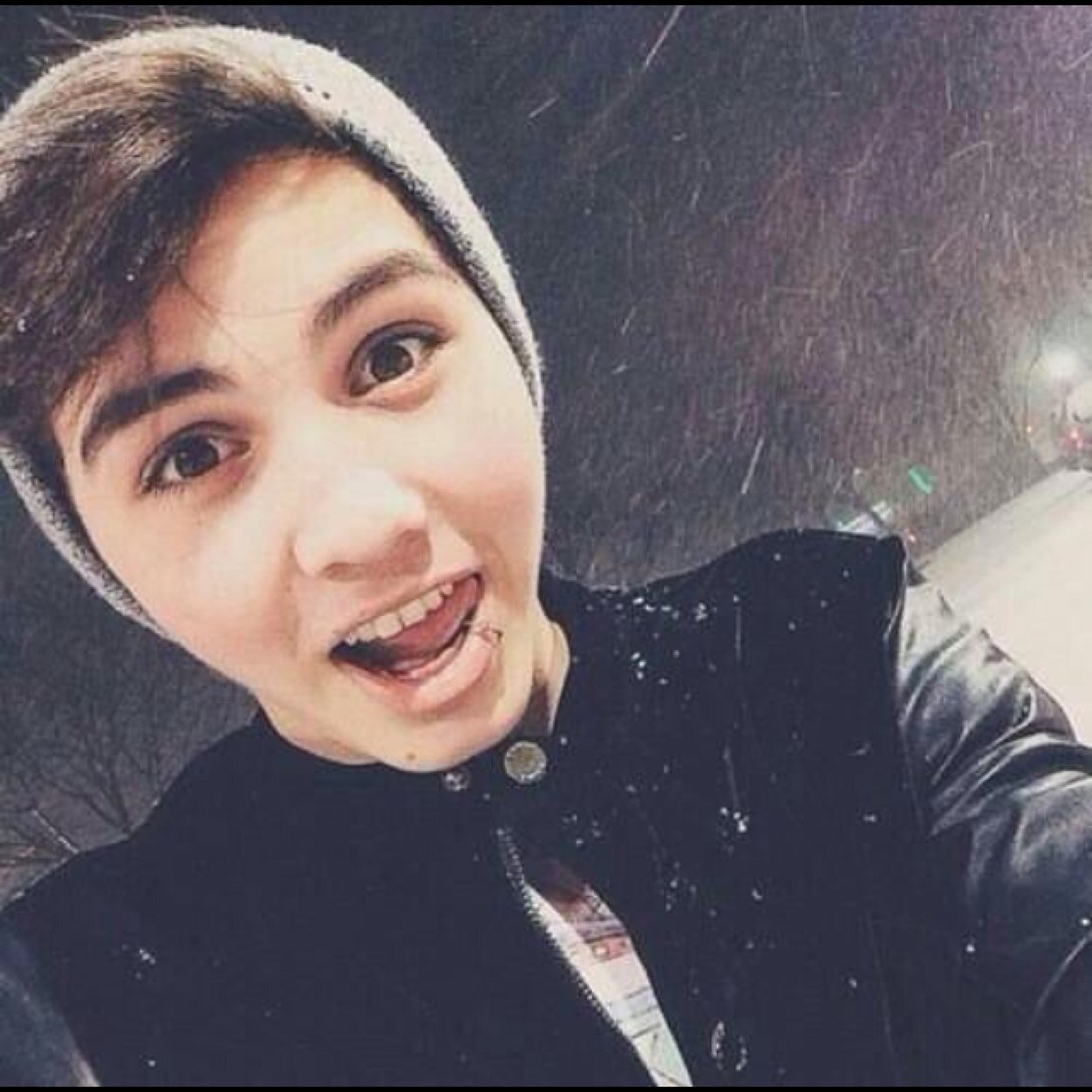 MasonNewtonTAO's profile picture. I'm Mason Newton | Regan's brother | 16 years old | RP with @TheAverageOnes