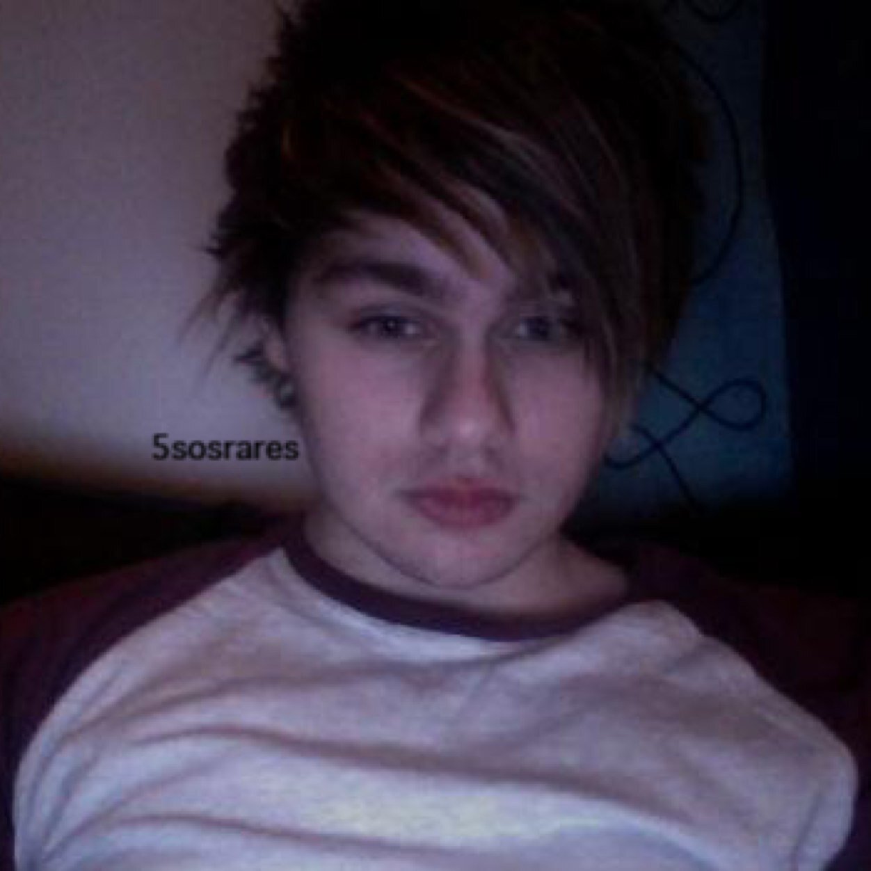 celestialpain's profile picture. hey i hope you have a nice day. you are beautiful and perfect in every way okay. (((@lollipopmikey)))