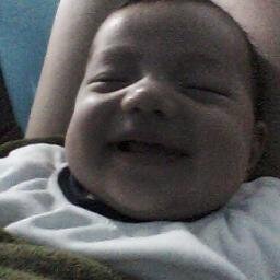 el amor por un hijo, es lo mas grande y hermoso que existe en todo el mundo.. Te Amo Aaron.!
