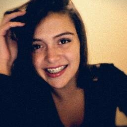 Sei ser animada, amável, agradável, afável. E esses são apenas os As. Só não me peça para ser simpática.
http://t.co/AVkiRnEL43