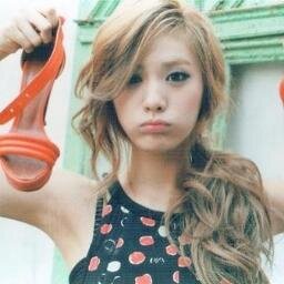 「I'm Nana. Ba-nana. || Jinny」