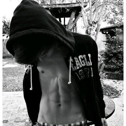 pulchritudefaux's profile picture. Turner Lux. 16. ♡ Instagram/Youtuber ♡ Single/Looking. FL/RP/Gay