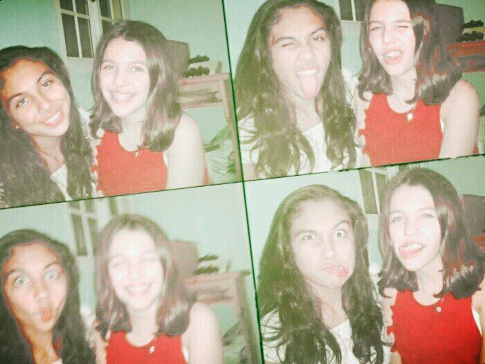 directioner,Gleek y kpop lover. antijennoist ... barny manda loco!!