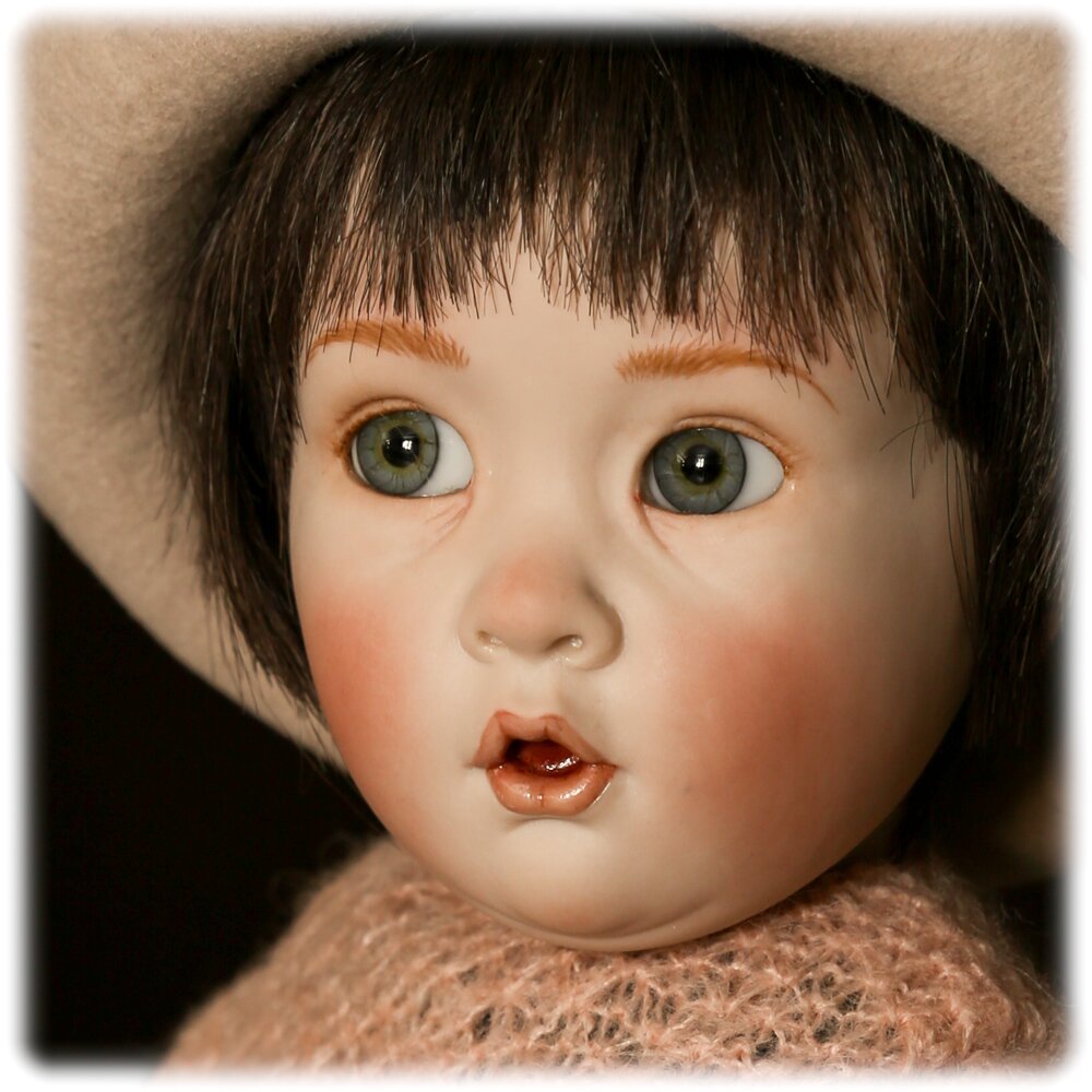 artdollstore's profile picture. 