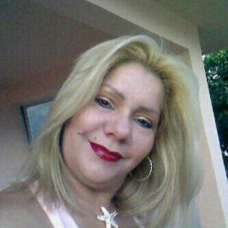 lesbiaperez240's profile picture. Prefiero morir de pie que vivir de rodilla. Siempre de la mano de Dios