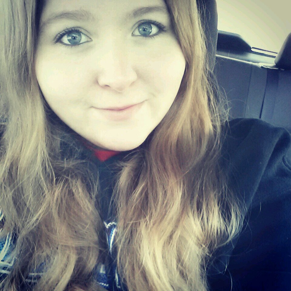 EmilyDJoyce's profile picture. Embrace your wEiRdNeSs