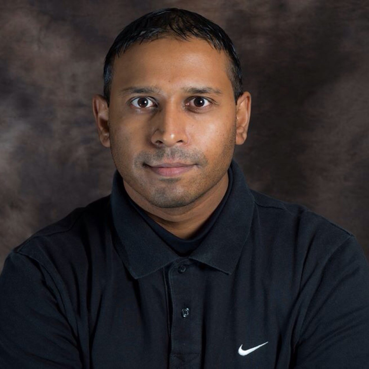 RoshinVala's profile picture. I’m a Wanderer, Explorer and Photographer I Live my life by a compass and not a clock, live with no excuses and travel with no regrets