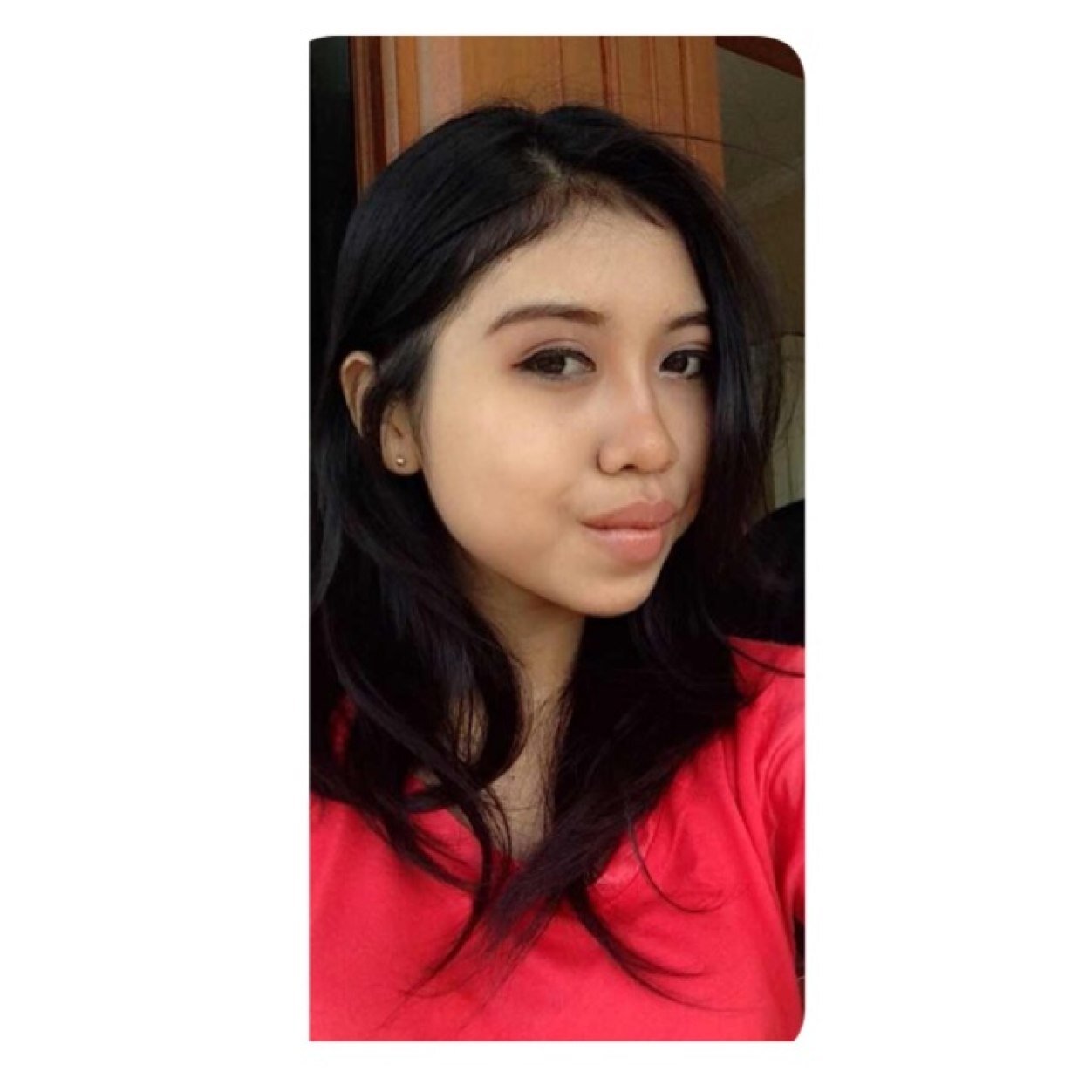 rizakartinii's profile picture. 