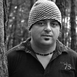 cantante y compositor de cumbia