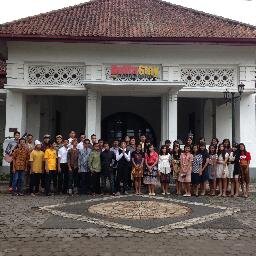 9Awesomeclass's profile picture. ALUMNI SMP PANGUDI LUHUR 1 KLATEN 2013/2014