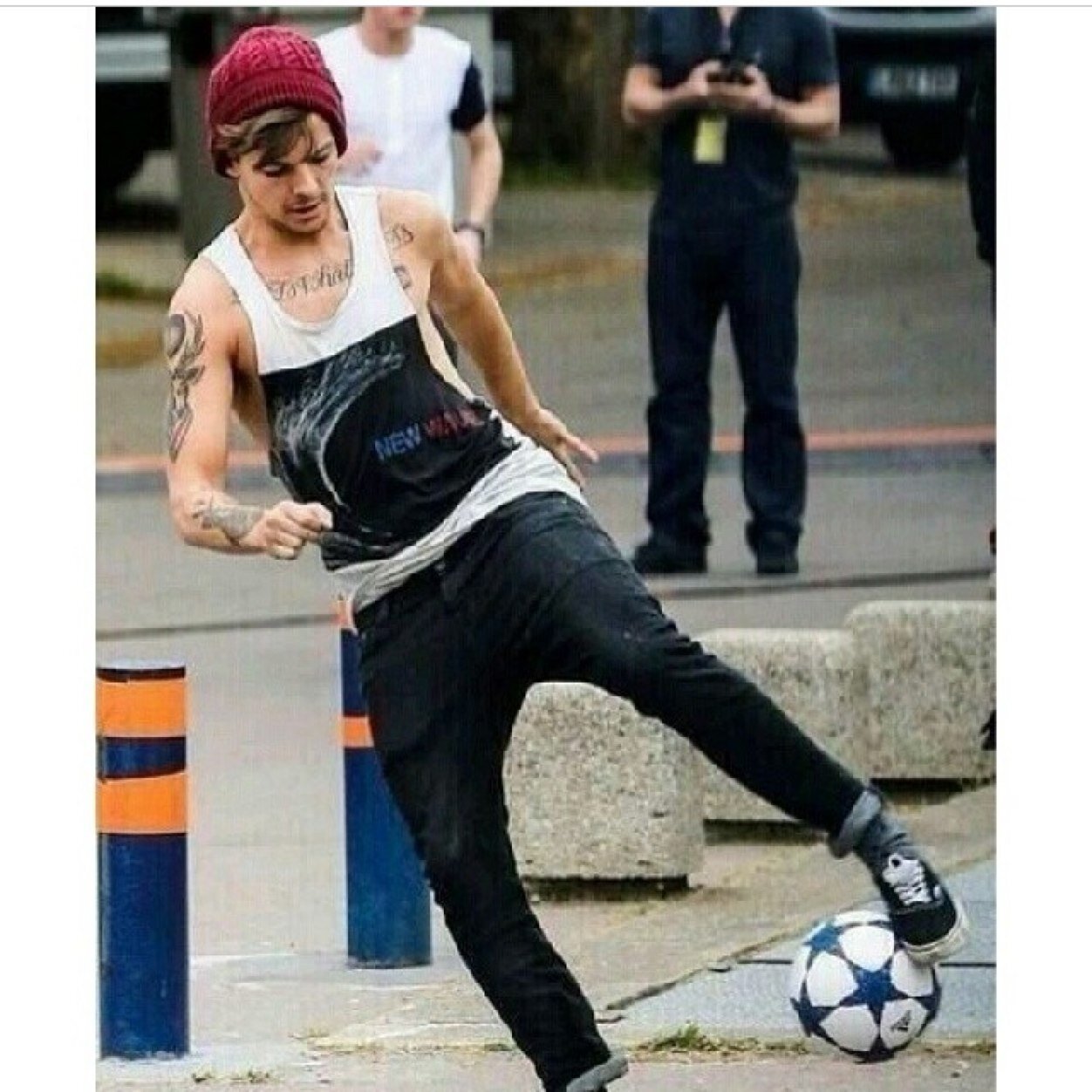 punch me in da dick