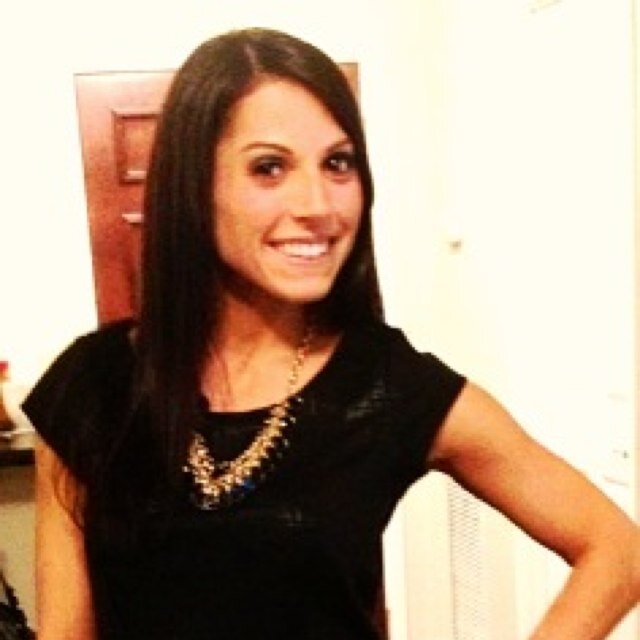 Midwest girl, transplanted to North Carolina. Gym Rat. Foodie.