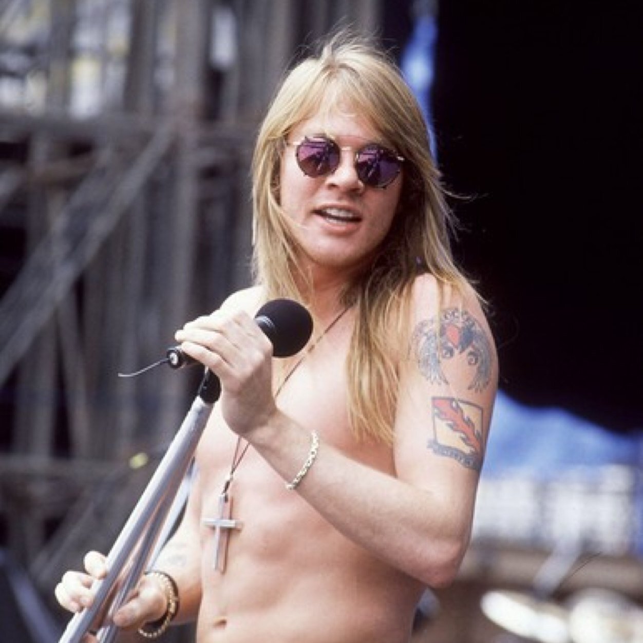 Lead singer of Guns n Roses. (Rp)