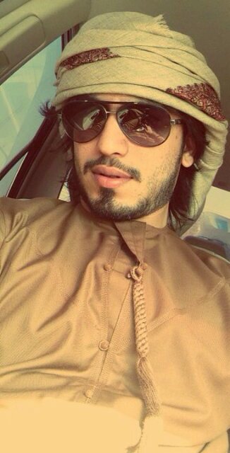 أن تعيش فقيراً، وتموت كذلك، لا يعني بأن ليس لك رزق...ربما قد يرزقك الله الجنة على صبرك بفقرك، فالفقر الحقيقي ليس فقر المال، بل فقر الأعمال♥