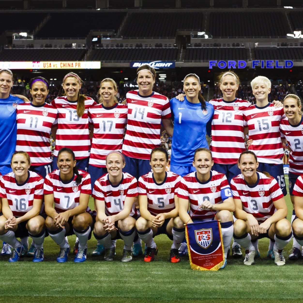 Just a fan page for the USWNT. The beautiful game is what I live for. ⚽ Keeper ✌