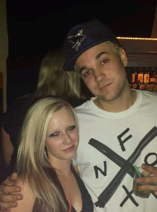 jasmine74663434's profile picture. single mom liven it up. fave band would be down with webster of course, simple plan, three days grace... blink 182. but my idol is Mr. camm hunter