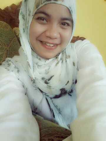 Manja,, susah di atur,, humoris,, egoiz,, tapi baik hati kok