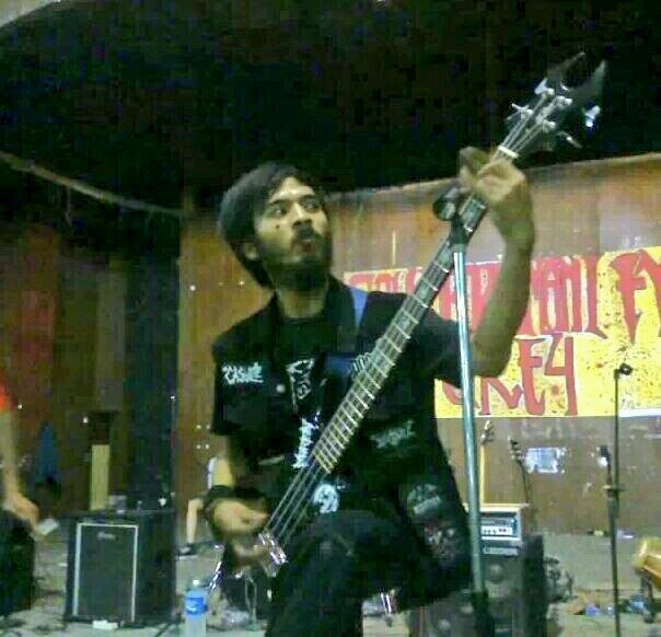 guitarist @KufurGrindcore | bassist @GorgeDeathMetal |Sulingist @Om_Monata |