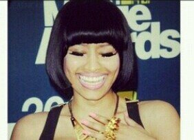 nickii # 1 fan FLORIDA Gal . new twe dis #FOLLOWBACK Class of 2015 #titans