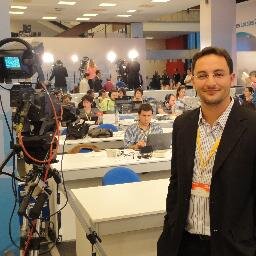 Periodista, escribo en La Nación, hablo #Elquecallaotorga en Milenium, leo cuando puedo