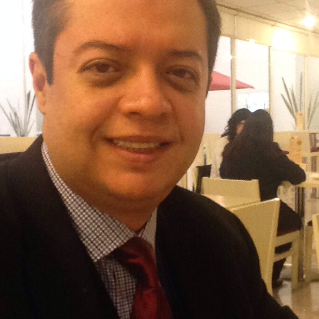 SOLUCION garantizadas para las organizaciones, enfocadas a que las empresas ganen más, más rápido. Gustavo Hernández es empresario y escritor (bigriver.com.mx)