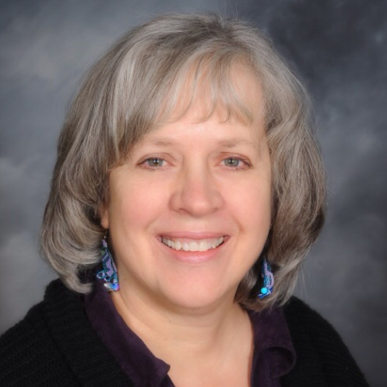 lindasett's profile picture. healing in the quiet days under the midnight sun. Working @FbksReentry